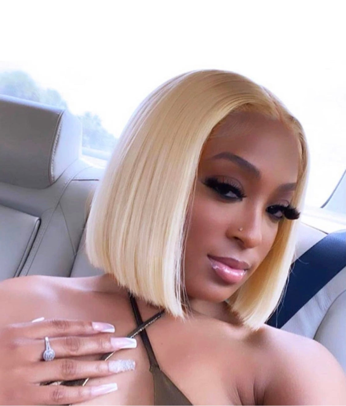613 Blonde Bob Wigs Straight Hair T Part Bob Lace Wigs